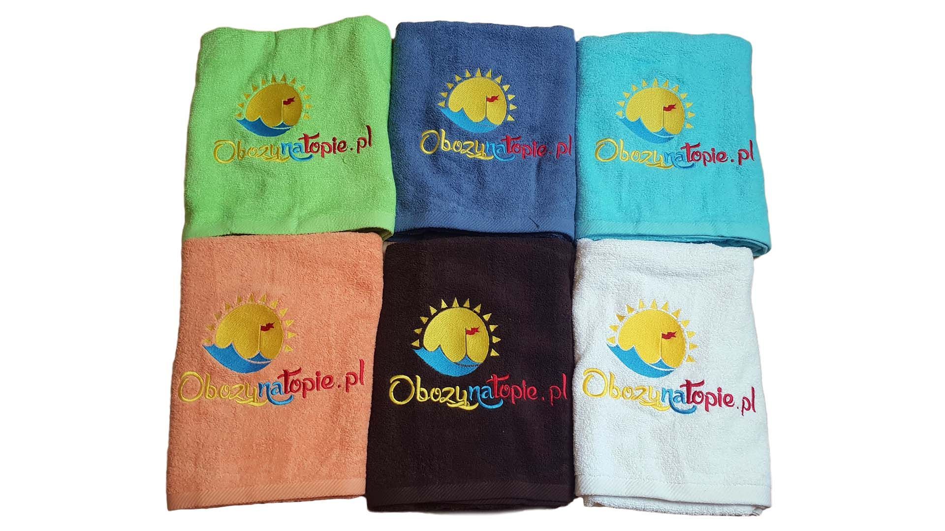Haftowane ręczniki z logo firmy